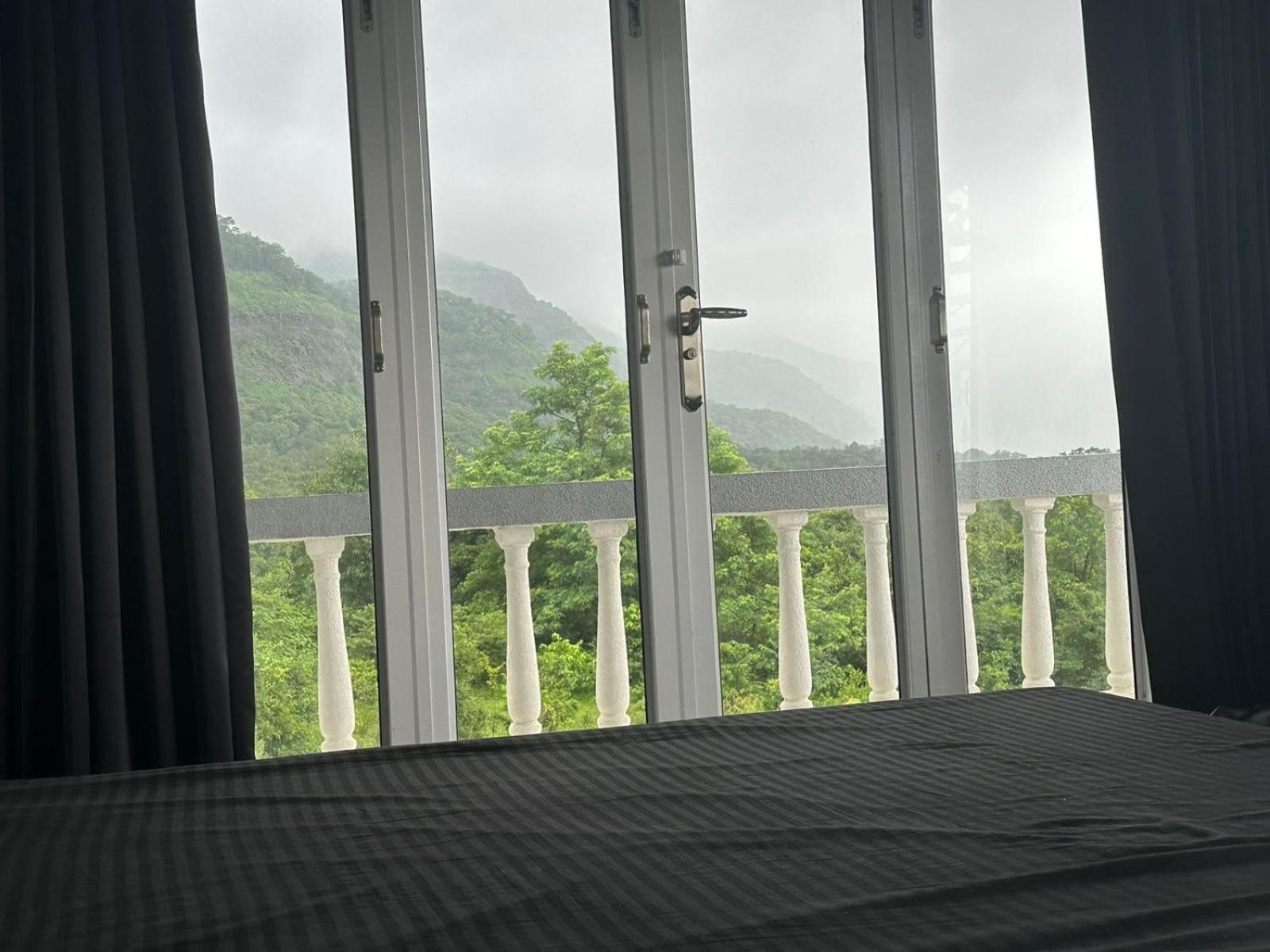 Prana Healing House Villa Pune Exterior foto