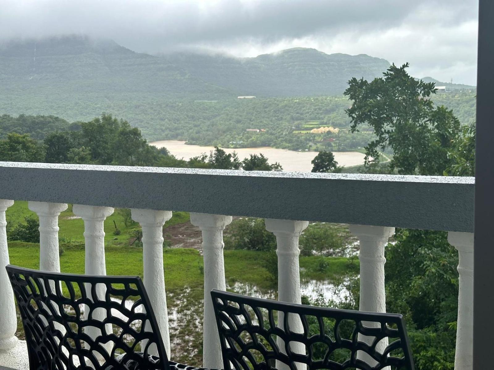 Prana Healing House Villa Pune Exterior foto
